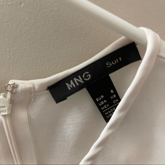 MNG Suit Sleeveless Blouse - Picture 4 of 4